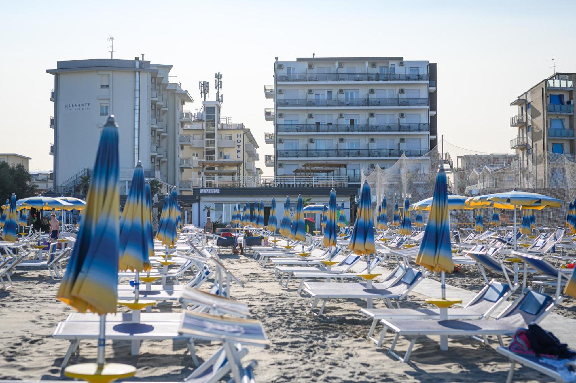Hotel De Paris Lido Di Savio Eksteriør bilde