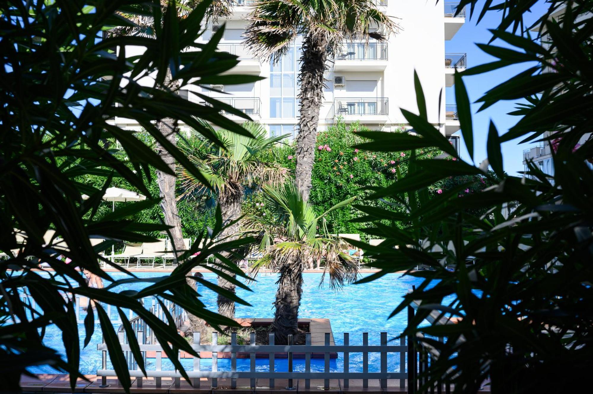 Hotel De Paris Lido Di Savio Eksteriør bilde